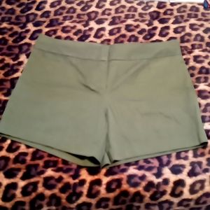 Limited Dress Shorts, NWOT olive sz 8